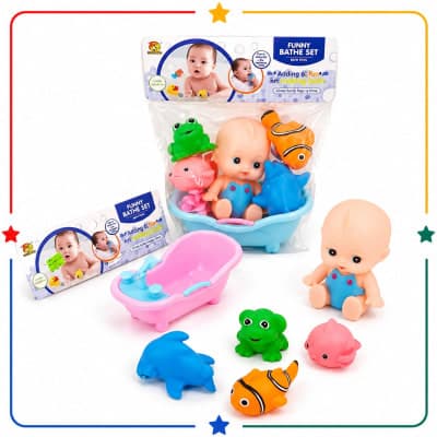 Bebé con bañera y animalitos
